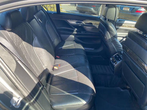 2016 BMW 7 Series 750i xDrive