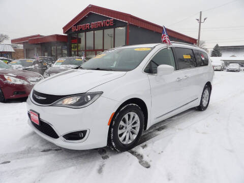 2019 Chrysler Pacifica for sale at SJ's Super Service - Milwaukee in Milwaukee WI