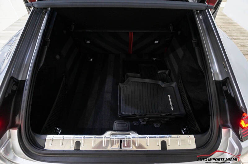 2019 Porsche Panamera GTS