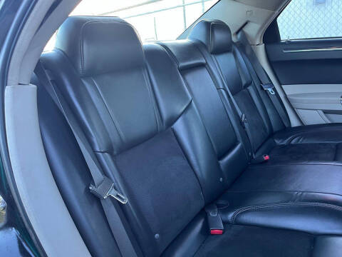 2006 Chrysler 300 SRT-8