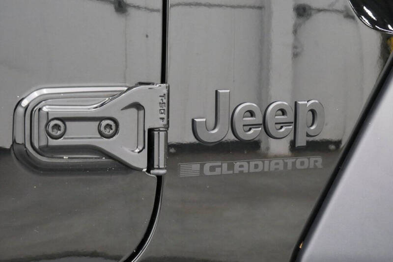 2023 Jeep Gladiator Sport S