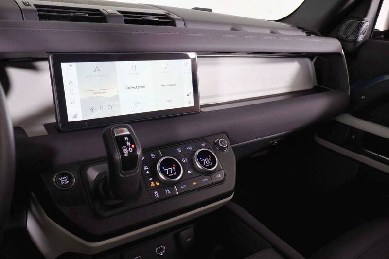 2023 Land Rover Defender 90 S