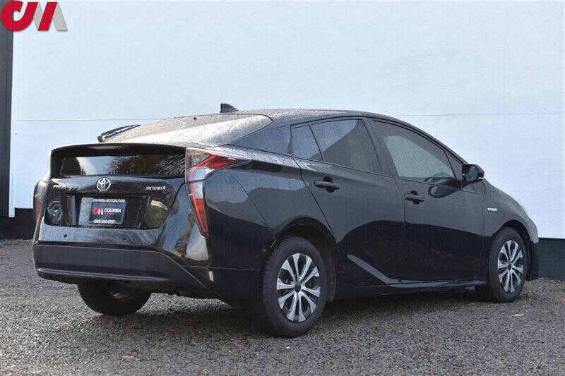 2018 Toyota Prius Three