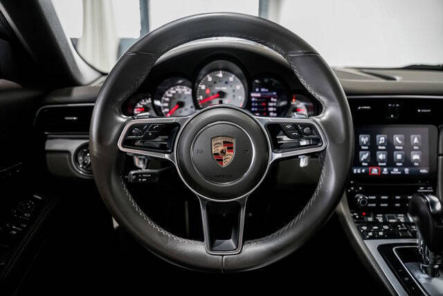 2019 Porsche 911 Carrera S