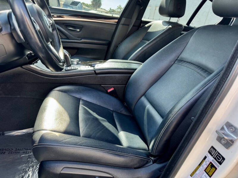 2014 BMW 5 Series 528i
