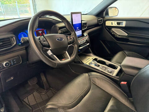 2022 Ford Explorer ST