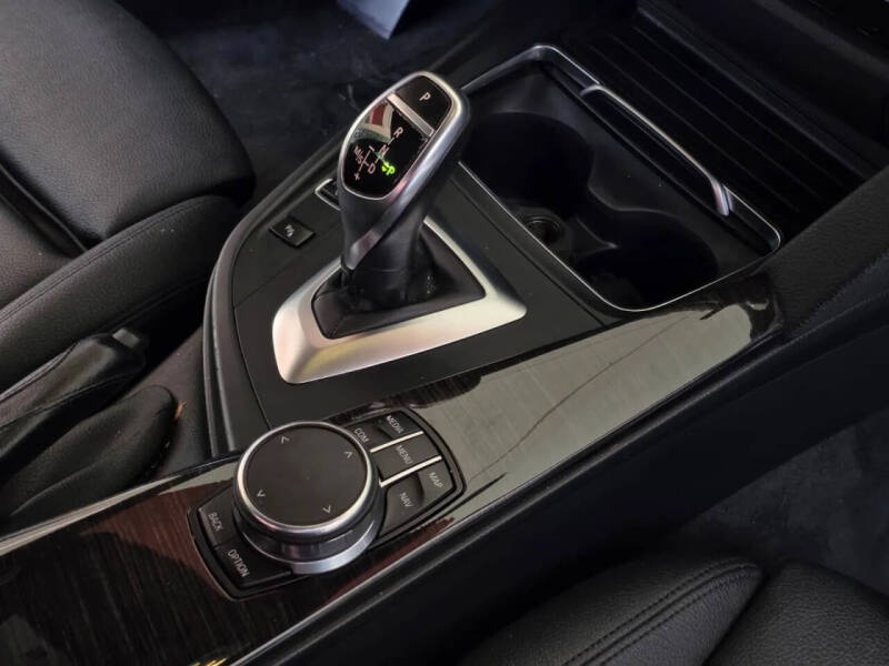 2017 BMW 3 Series 330i