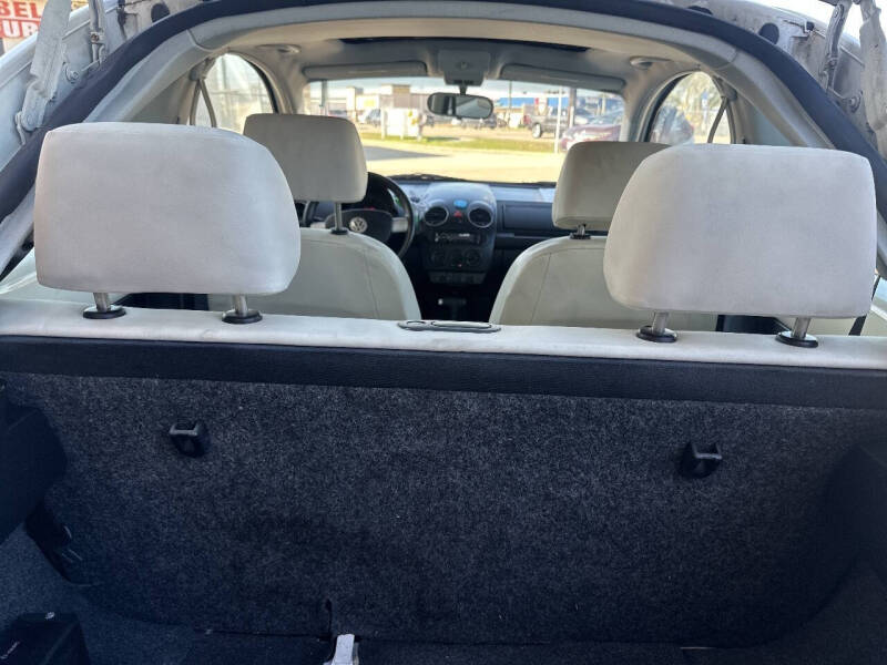 2008 Volkswagen New Beetle Triple White