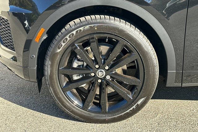 2024 Jaguar E-PACE P250 R-Dynamic SE