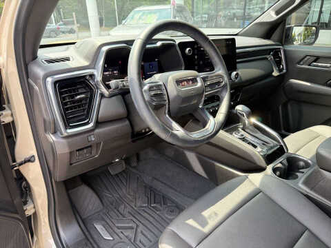 2024 GMC Canyon Elevation