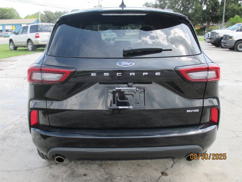 2024 Ford Escape ST-Line