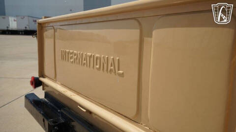 1951 International L 110