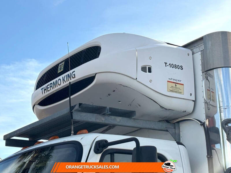 2018 Freightliner M2 106