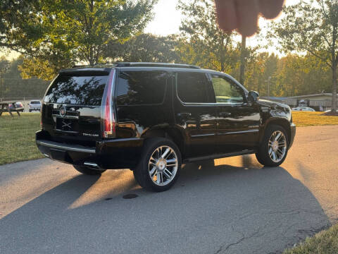 2013 Cadillac Escalade Premium