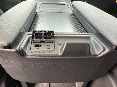 2024 Toyota Sienna XSE 7-Passenger