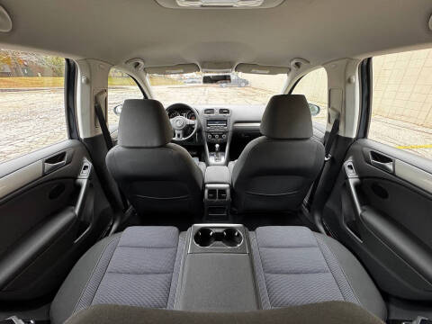 2014 Volkswagen Golf 2.5L PZEV