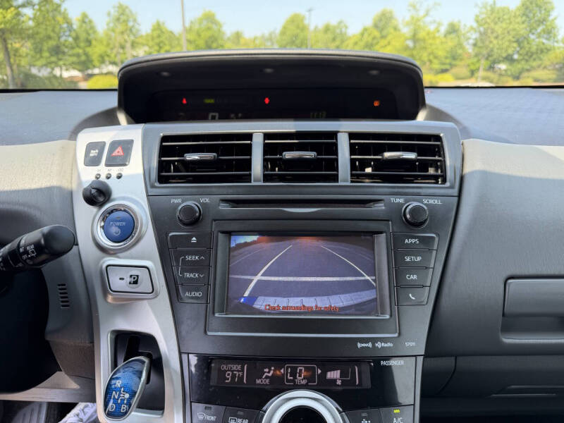 2012 Toyota Prius v Five