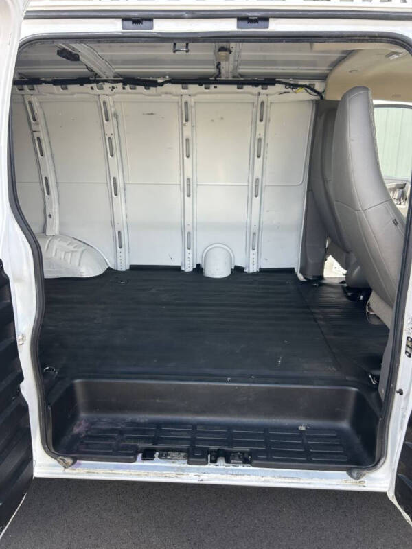 2021 Chevrolet Express 2500