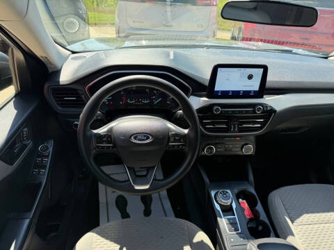 2022 Ford Escape SE