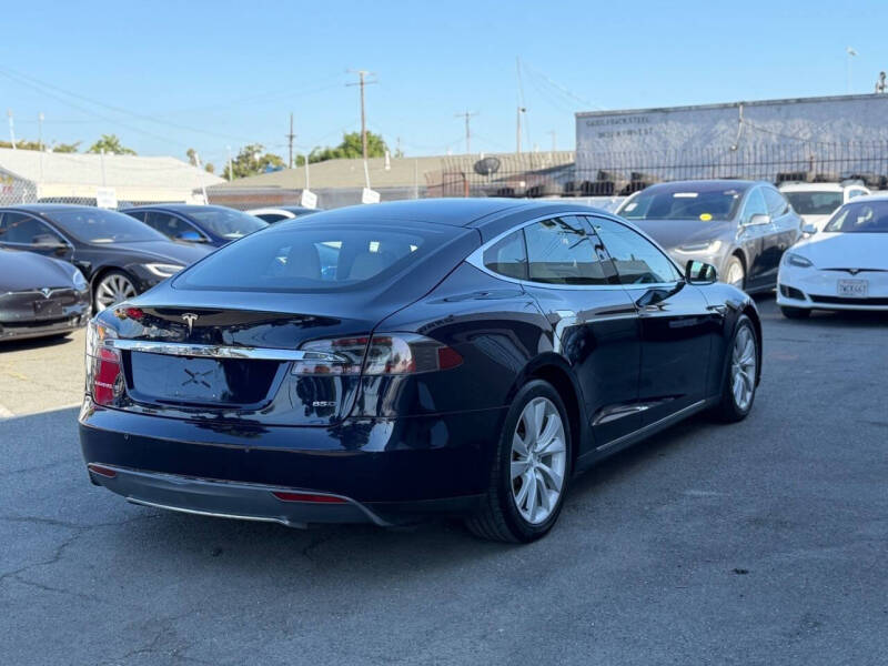 2015 Tesla Model S 85D