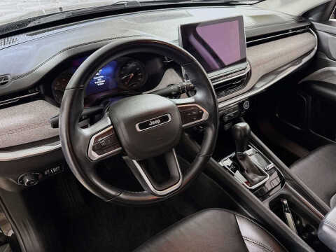 2022 Jeep Compass Latitude Lux