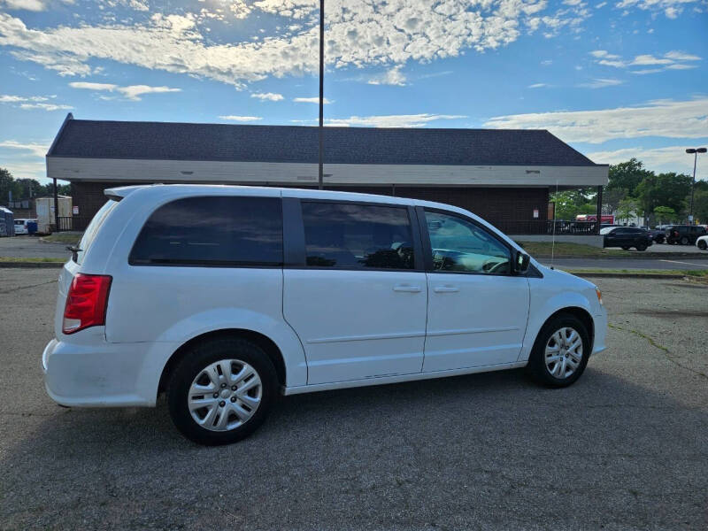 2017 Dodge Grand Caravan SE