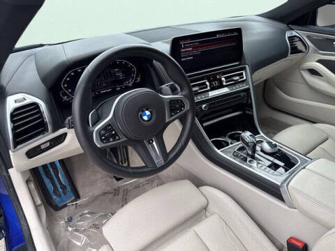 2025 BMW 8 Series 840i