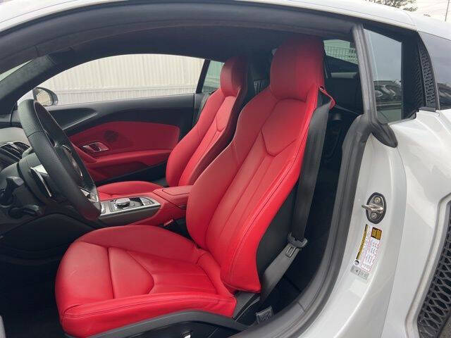 2023 Audi R8 5.2 V10 performance