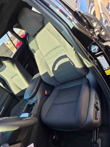 2025 Toyota RAV4 Plug-in Hybrid SE