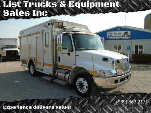 2004 International 4400