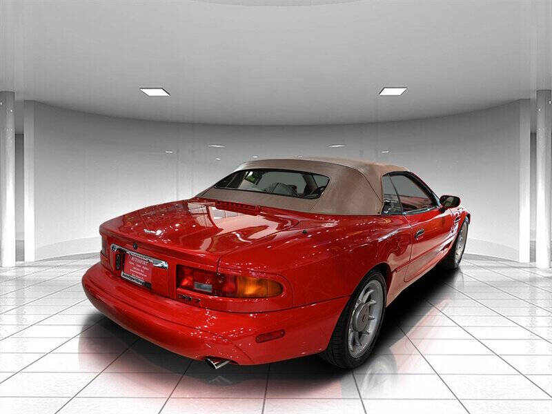 1997 Aston Martin DB7 32