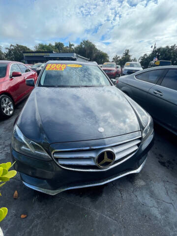 2014 Mercedes-Benz E-Class for sale at Lantern Motors Inc. in Fort Myers FL