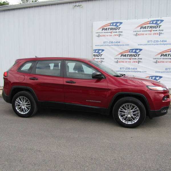 Used 2014 Jeep Cherokee Sport with VIN 1C4PJMAB1EW214258 for sale in Oakland, MD