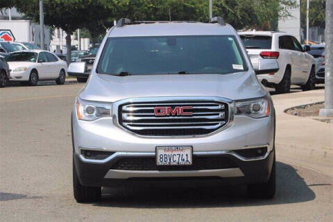 2017 GMC Acadia SLT-1