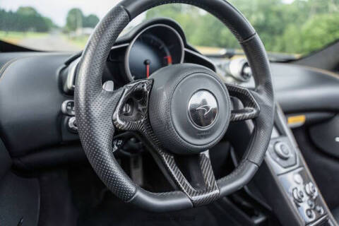 2013 McLaren MP4-12C Spider