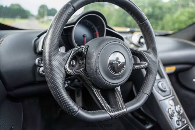 2013 McLaren MP4-12C Spider