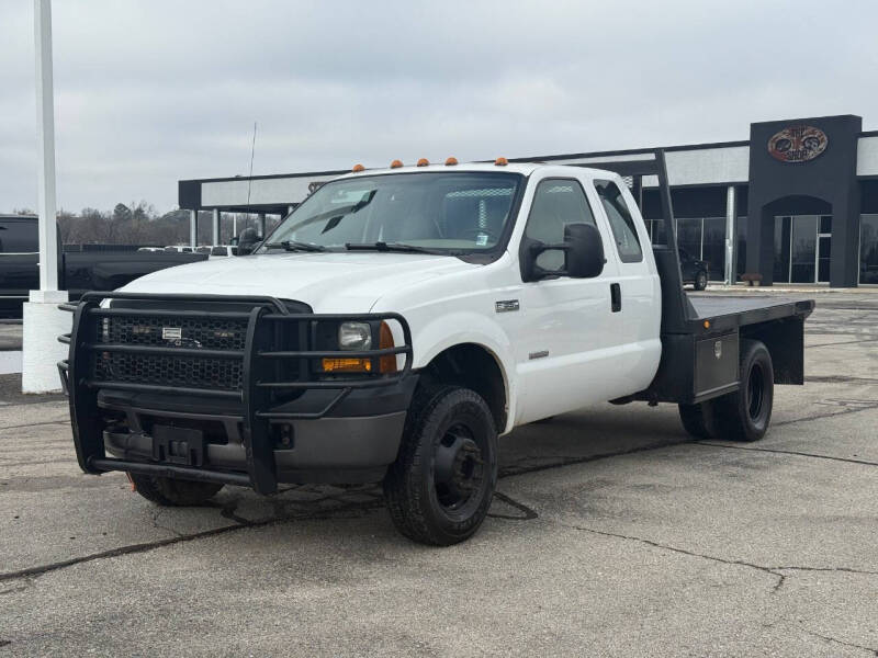 2007 Ford F-350 Super Duty Chassis Cab XL's photo