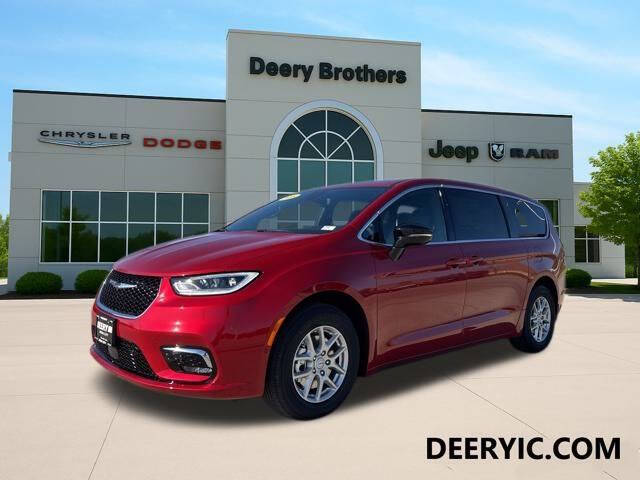 2026 Chrysler Pacifica Select