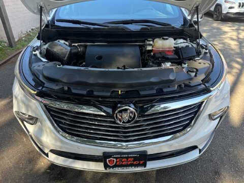 2022 Buick Enclave Essence