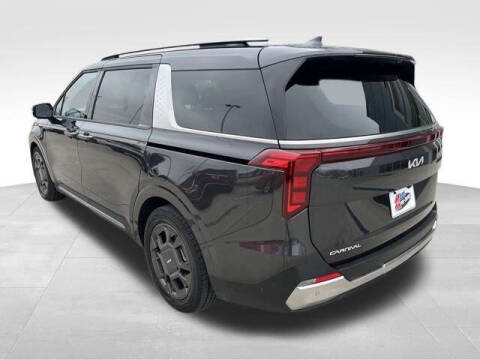 2025 Kia Carnival SX