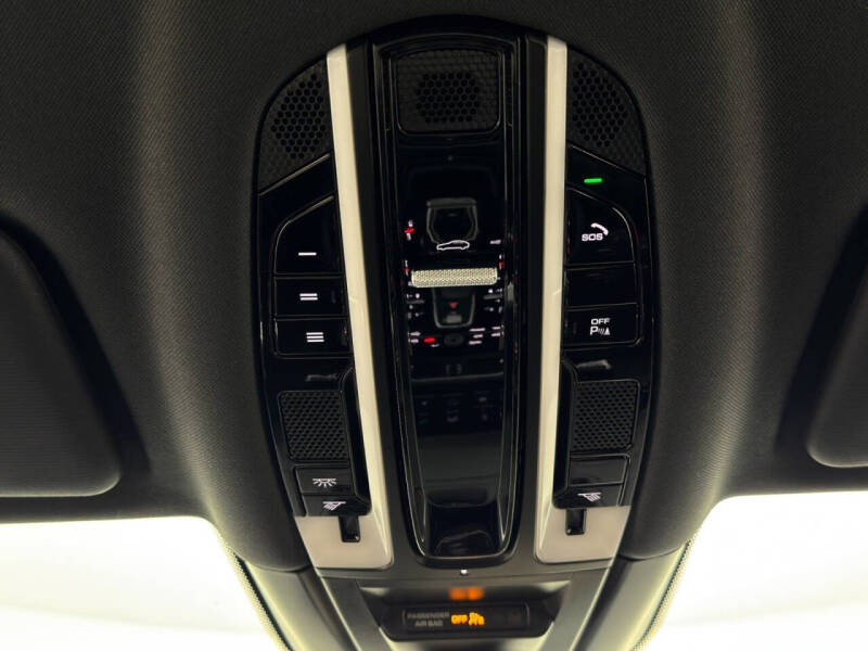 2023 Porsche Cayenne