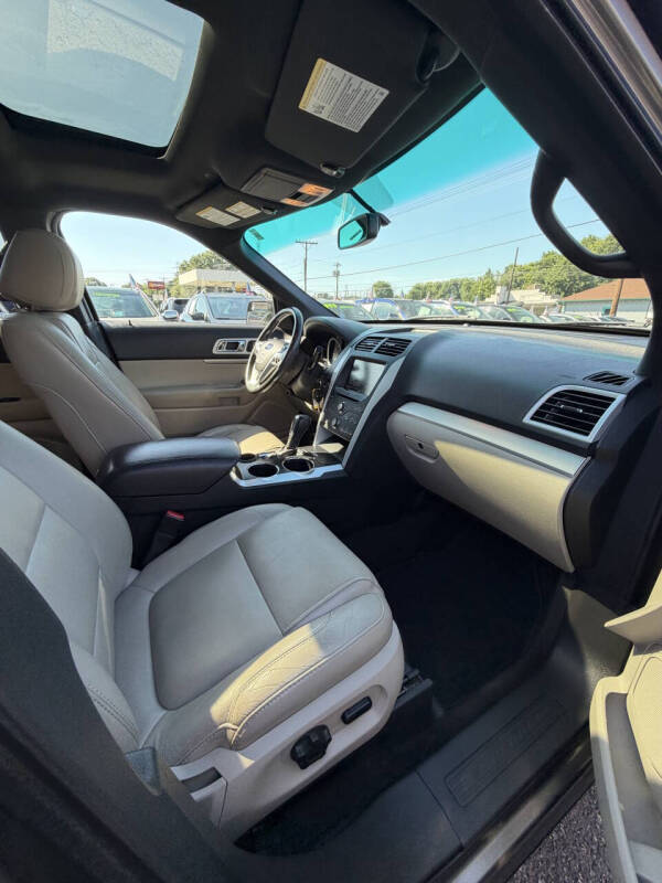 2011 Ford Explorer XLT