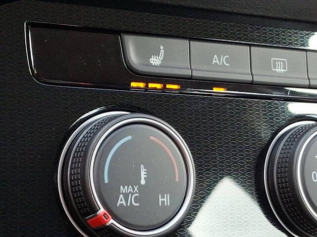 2025 Volkswagen Taos S 4Motion