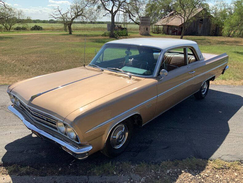 1963 Oldsmobile F-85