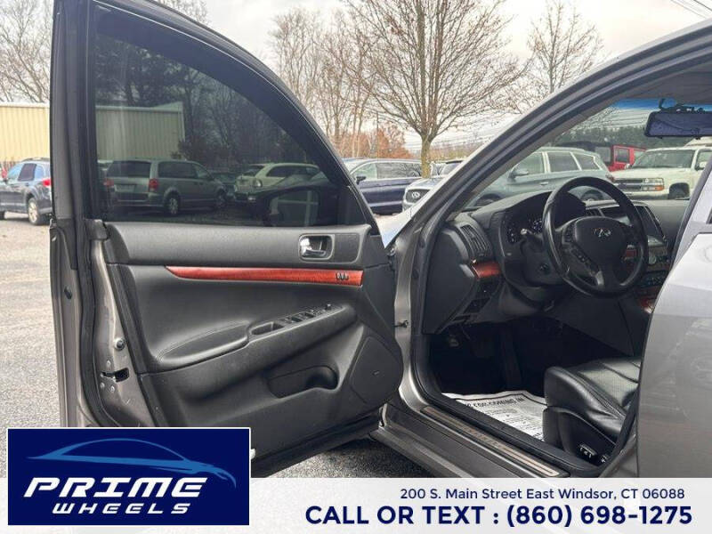 2009 Infiniti G37 Sedan x