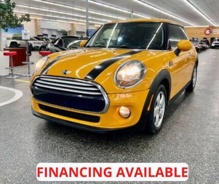 2014 MINI Hardtop for sale at Dixie Motors in Fairfield OH