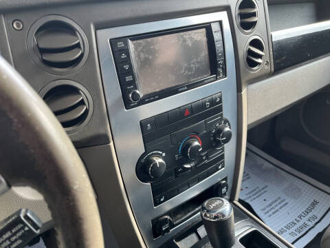 2010 Jeep Commander Sport