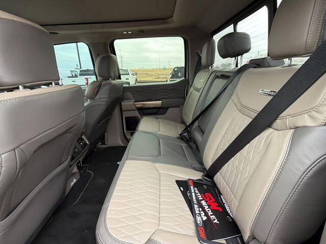 2025 Ford F-350 Super Duty Platinum