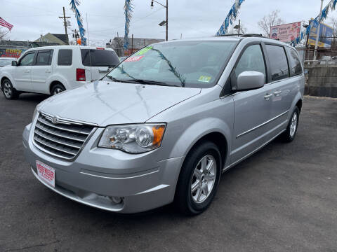 2010 Chrysler Town and Country for sale at Riverside Wholesalers 2 in Paterson NJ
