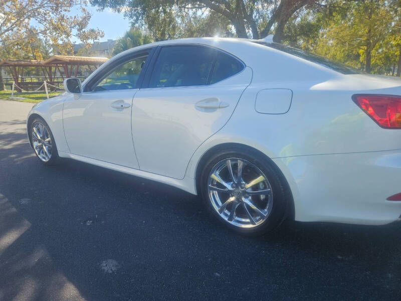 2007 Lexus IS 250 photo 25